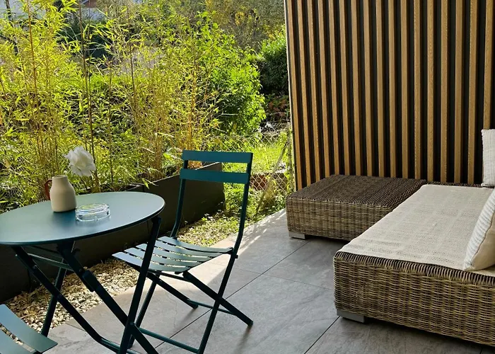 O2m Aix Les Bains 公寓 *